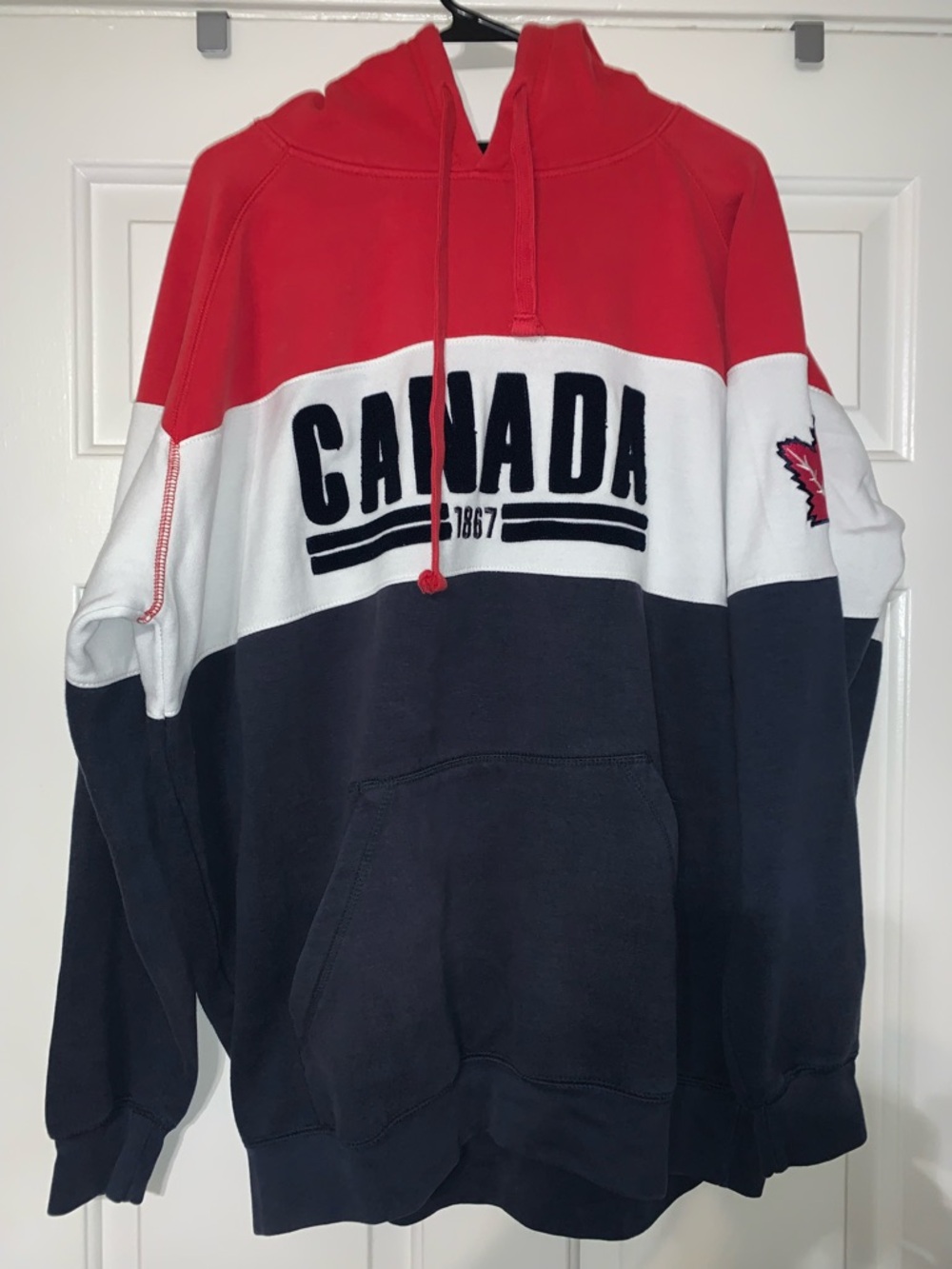 River Wear Canada Colorblock Hoodie [Size 2XL USED